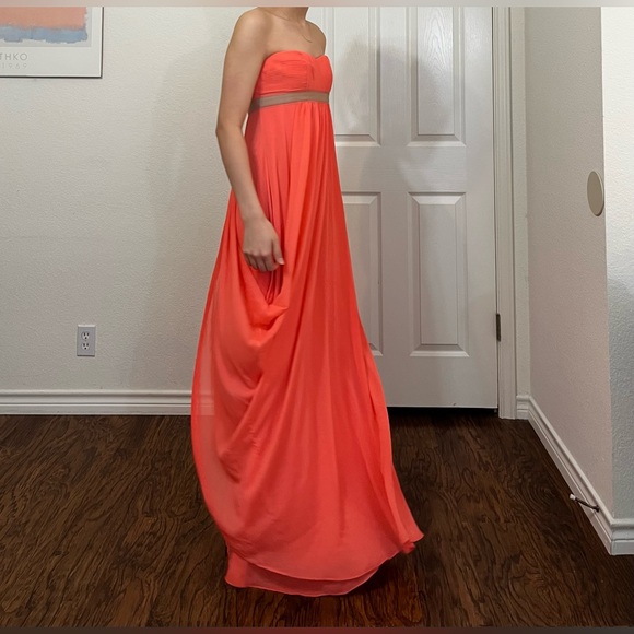 BCBG Maxazaria Strapless Coral Pink Long Formal Maxi Dress Gown Size 6 - Picture 5 of 16